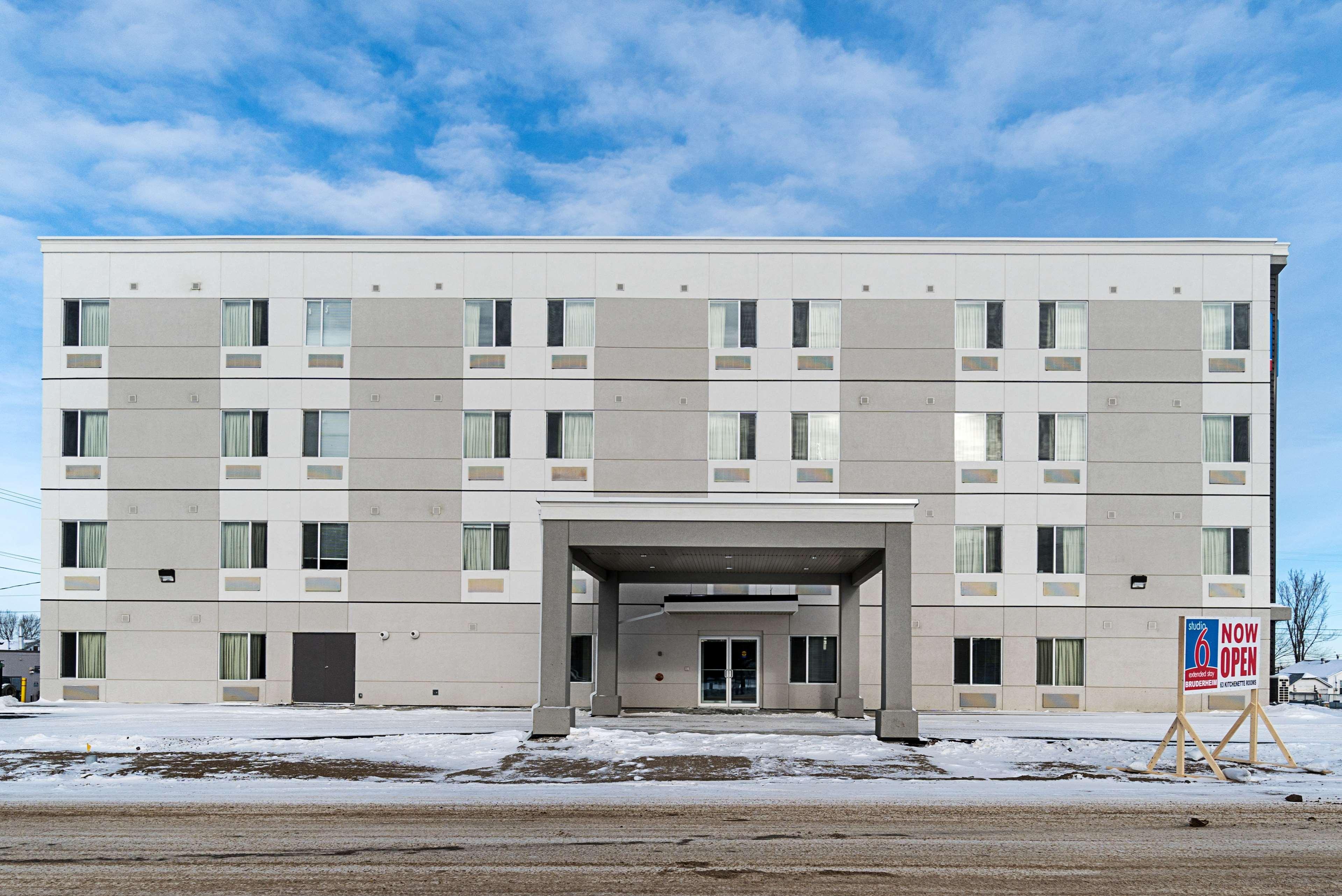 Studio 6-Bruderheim, Ab Hotel Exterior photo