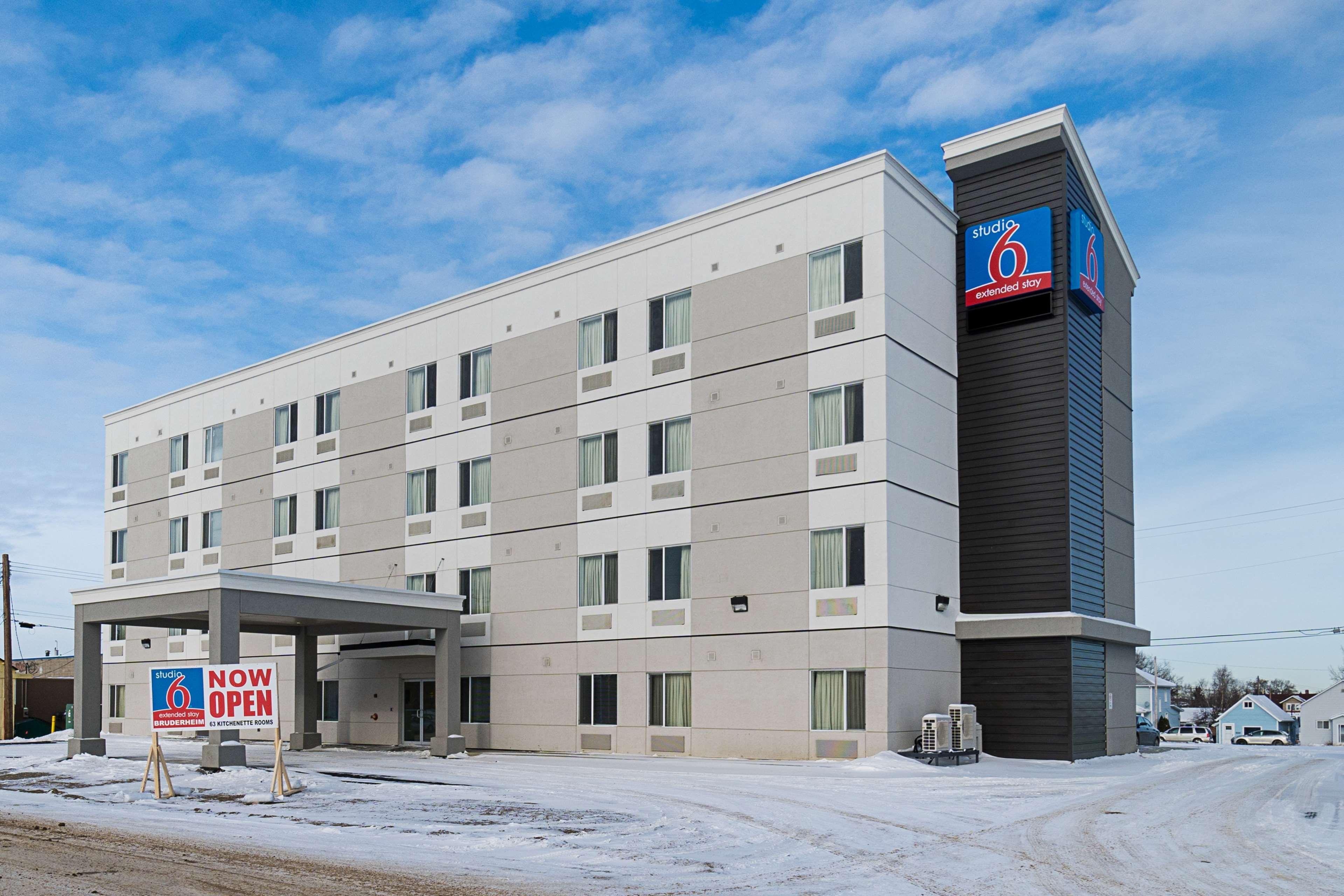 Studio 6-Bruderheim, Ab Hotel Exterior photo